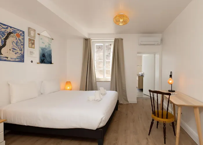 Apartment Le Grand Authentique Carcassonne