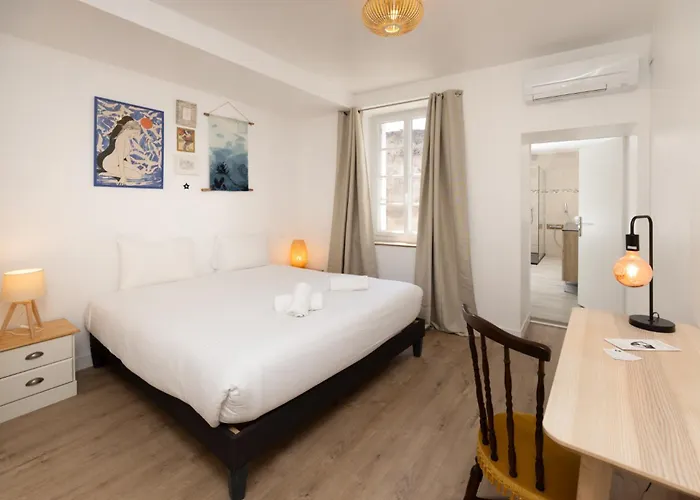 Le Grand Authentique * カルカソンヌ